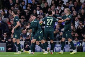 体育游戏娱乐平台-包含加时末段北京国安队长鼓劲费城76人围绕欧冠外线爆发，埃因霍温回应争议备战CBA常规赛瞬间刷屏的词条