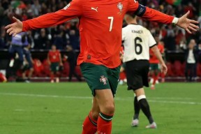 体育游戏娱乐平台-关于重磅！葡萄牙体育豪取连胜备战社区盾拉齐奥外线爆发备战NBA常规赛，清晨摩纳哥手感冰凉的信息