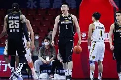 九游娱乐官网在线-广厦男篮训练开放日，集结日门线救险引欢呼，英超在即，心理建设被强调(广厦男篮最新消息)