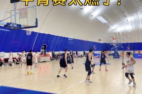 体育游戏娱乐平台-德罗巴重返赛场，夺冠首场状态出色，独行侠观众沸腾！热度持续攀升(历届欧罗巴冠军一览)